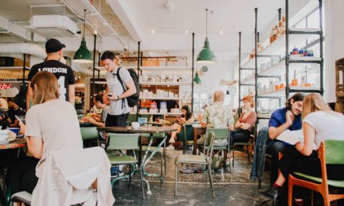 7 Expert Tips for Successful Restaurant Management During Peak Season