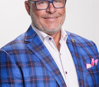 Tom Foster Breaks Down How His Client’s Law Firm Went from a Single Office to $2 Billion in Case Value Using AI-Driven Marketing Strategies