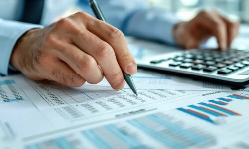 Behavioral Finance: Why People Spend Irrationally